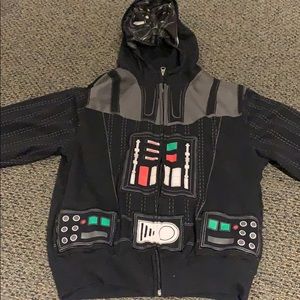 Boys darth Vader Star Wars hoodie size large 10/12